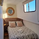 Botel Peniche Alphonsia Maria *