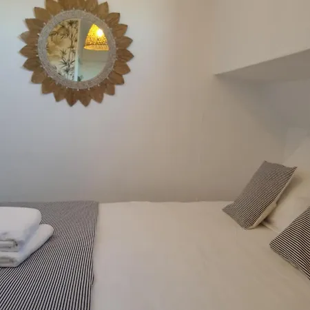 Peniche Alphonsia Maria *