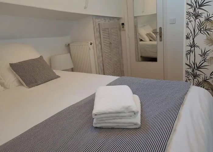 Peniche Alphonsia Maria Villeneuve-les-Maguelonne